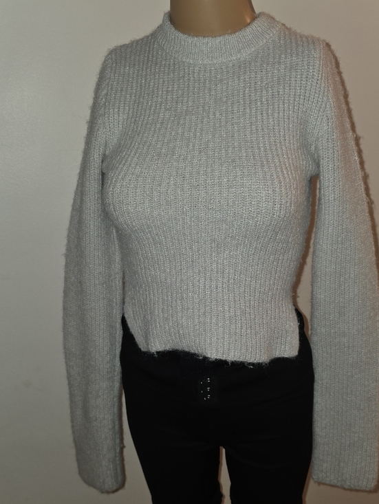 Zara Sweaters - Zara Light Gray Ribbed Crewneck Sweater